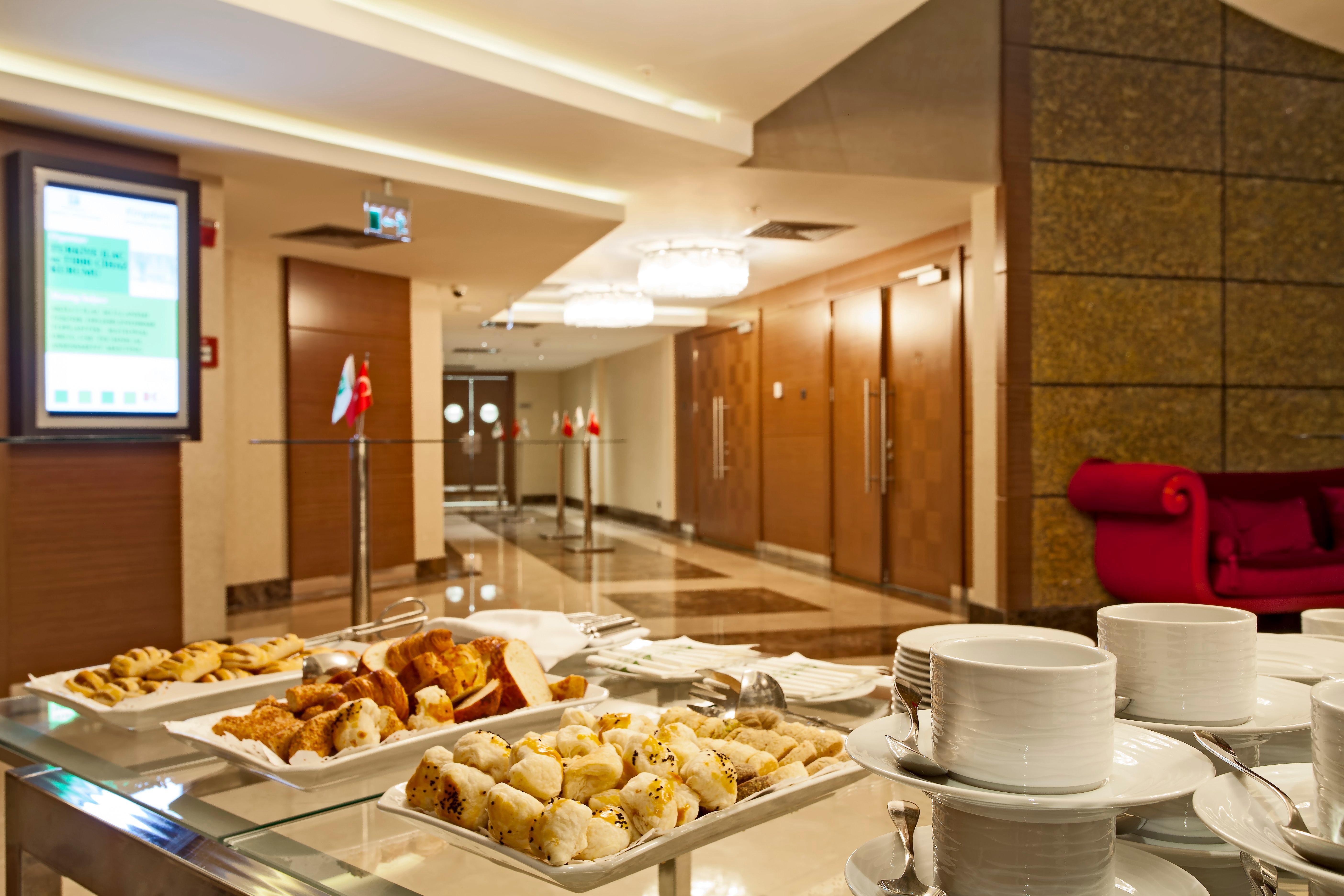 Holiday Inn Ankara-Kavaklidere By Ihg Exteriör bild