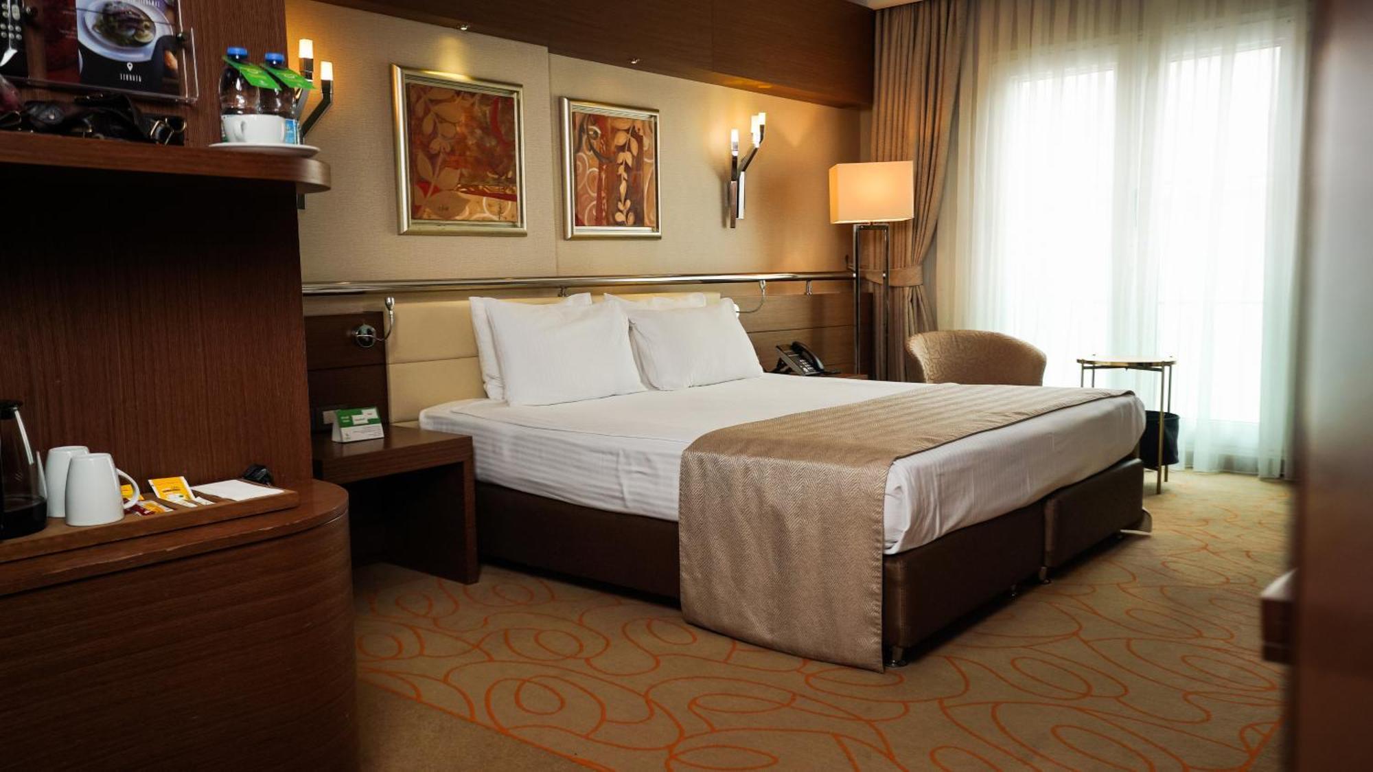 Holiday Inn Ankara-Kavaklidere By Ihg Exteriör bild